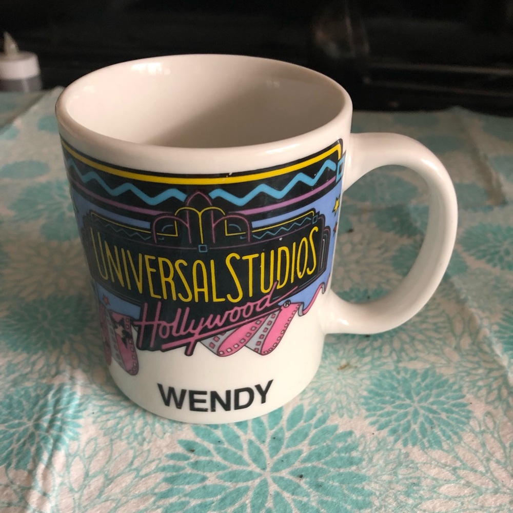 Vintage Universal Studios Mug-474 *mug deal $12 or $9 w/offer